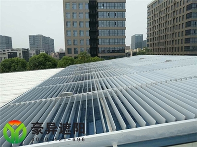 选购大型场所玻璃屋顶电动遮阳帘应该注意什么?